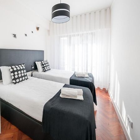 Central Family And Executive Apartment Lisboa Exterior foto